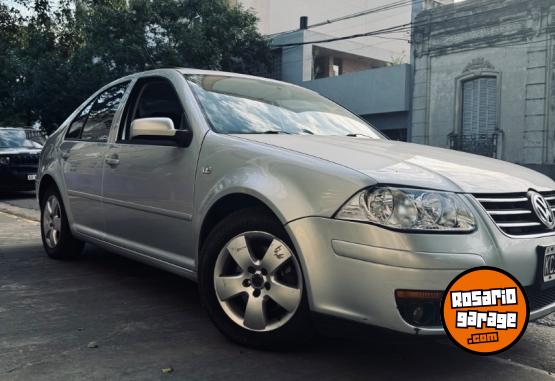 Autos - Volkswagen Bora 2.0 2011 Nafta 173000Km - En Venta