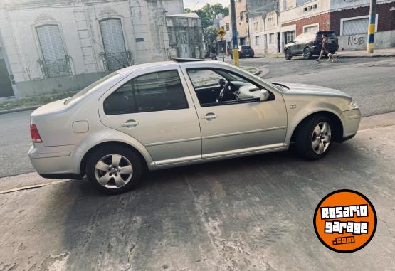 Autos - Volkswagen Bora 2.0 2011 Nafta 173000Km - En Venta