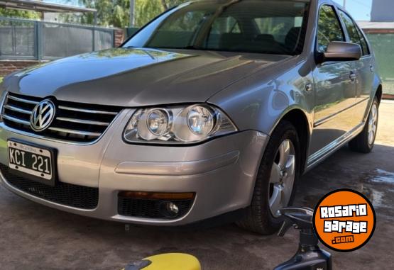 Autos - Volkswagen Bora 2.0 2011 Nafta 173000Km - En Venta
