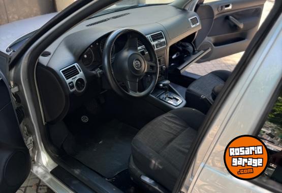 Autos - Volkswagen Bora 2.0 2011 Nafta 173000Km - En Venta