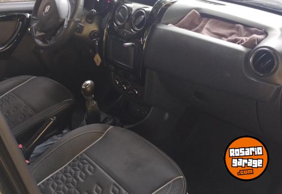 Camionetas - Renault Oroch ousider plus 2.0 2017 Nafta 110000Km - En Venta