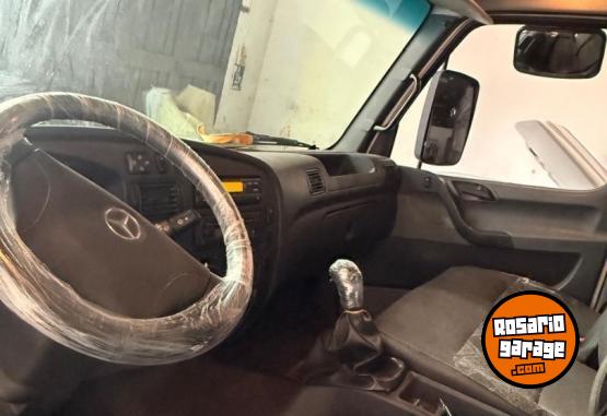 Camiones y Gr�as - Accelo 815 2018 - En Venta