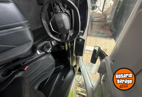 Autos - Peugeot 208 feline 2022 Nafta 60000Km - En Venta
