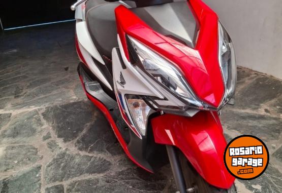 Motos - Honda 2020 125 elite tricolor 2020 Nafta 14500Km - En Venta