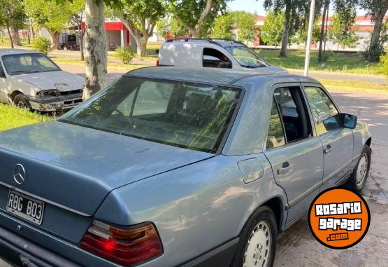 Autos - Mercedes Benz 250 D 1987 Diesel 111111Km - En Venta