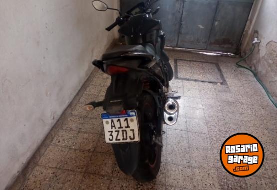 Motos - Suzuki GIXXER 2020 Nafta 25000Km - En Venta