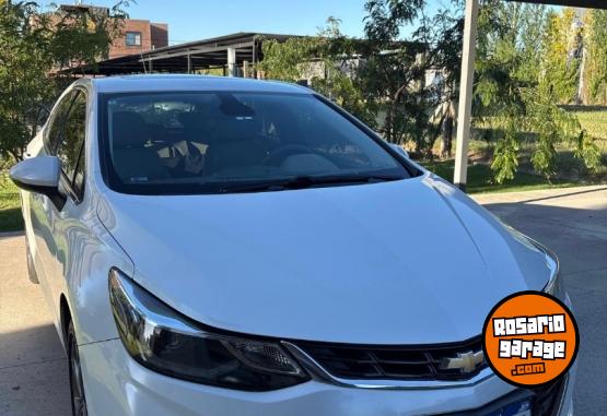 Autos - Chevrolet Cruze 2017 Nafta 128000Km - En Venta
