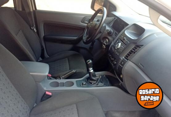 Camionetas - Ford Ranger 4x4 XL 2017 Diesel 233000Km - En Venta