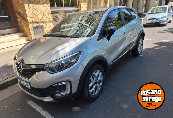 Autos - Renault Captur Zen 2021 Nafta 57100Km - En Venta
