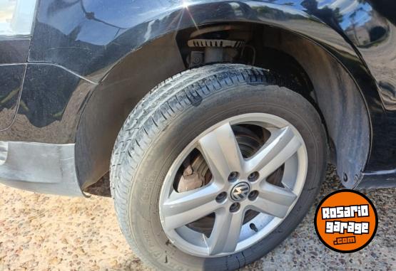 Autos - Volkswagen Suran 2009 Nafta 176000Km - En Venta