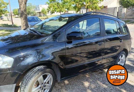 Autos - Volkswagen Suran 2009 Nafta 176000Km - En Venta