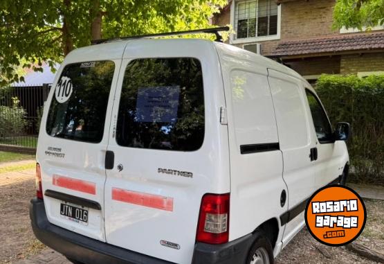 Utilitarios - Peugeot partner 1.6 HDI 2011 Diesel 250000Km - En Venta