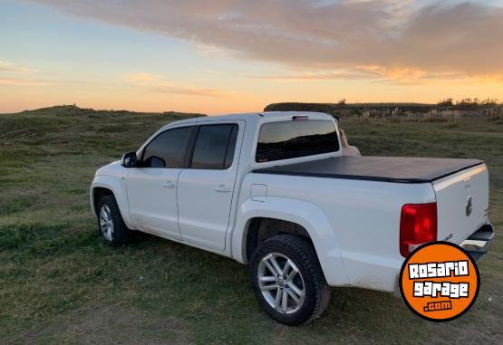Camionetas - Volkswagen Amarok highline pack 2016 Diesel 150000Km - En Venta