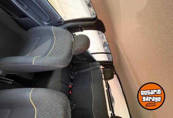 Autos - Renault Clio mio 2013 Nafta 104000Km - En Venta