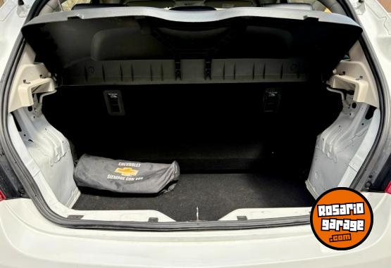 Autos - Chevrolet Onix Joy Black MT 1,4 2020 Nafta 37000Km - En Venta