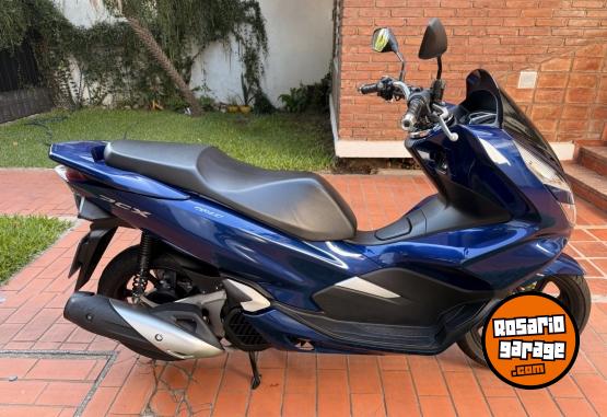 Motos - Honda pcx 2020 Nafta 19000Km - En Venta