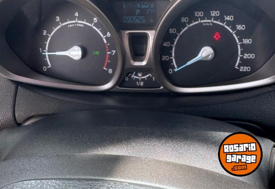 Camionetas - Ford ECOSPORT 2.0 TITANIUM 2015 Nafta 90000Km - En Venta