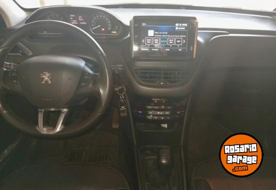 Autos - Peugeot 2008 2018 Nafta 110000Km - En Venta