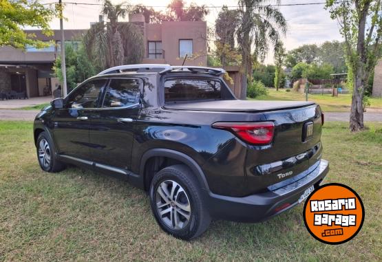 Camionetas - Fiat Toro Volcano At9 4x4 2017 Diesel 184000Km - En Venta