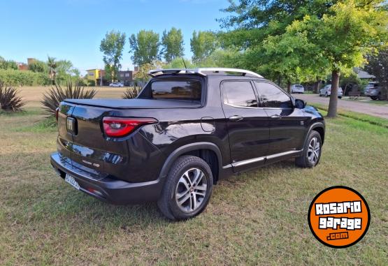 Camionetas - Fiat Toro Volcano At9 4x4 2017 Diesel 184000Km - En Venta