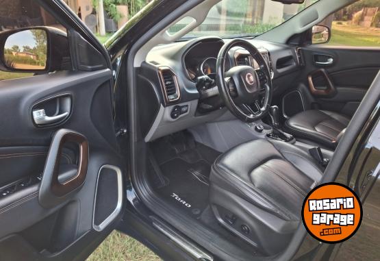 Camionetas - Fiat Toro Volcano At9 4x4 2017 Diesel 184000Km - En Venta