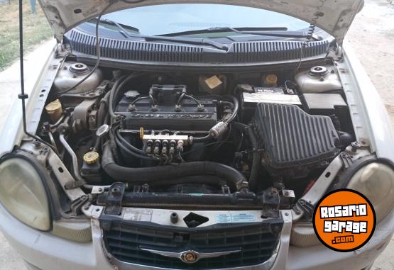 Autos - Chrysler Neon LX 2000 16v 2001 Nafta 445000Km - En Venta