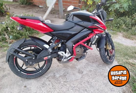 Motos - Bajaj Rouser NS 200 2015 Nafta 28000Km - En Venta