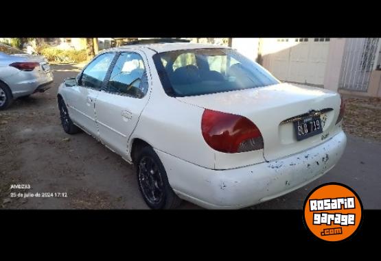 Autos - Ford Mondeo Ghia 1997 GNC 290000Km - En Venta