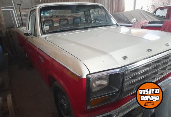 Camionetas - Ford F100 1983 Nafta 292000Km - En Venta