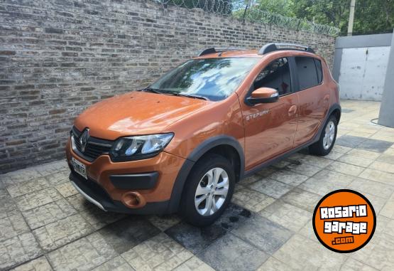 Autos - Renault Sandero Stepway Privilege 2015 Nafta 92000Km - En Venta