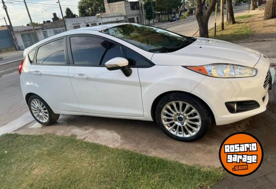 Autos - Ford Fiesta plus 2014 GNC 127Km - En Venta