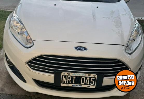 Autos - Ford Fiesta plus 2014 GNC 127Km - En Venta