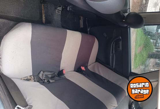 Autos - Volkswagen Polo 2000 GNC 280000Km - En Venta