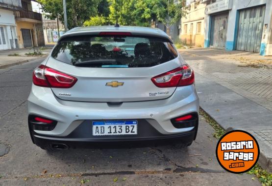 Autos - Chevrolet Cruze sevis oficiales per 2018 Nafta 68000Km - En Venta