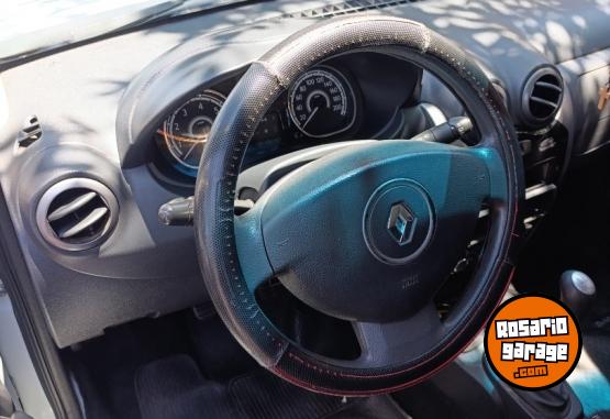 Autos - Renault Sandero confort 2011 Nafta 145Km - En Venta