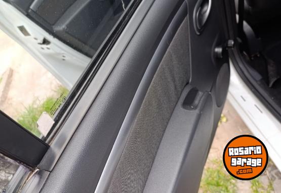 Autos - Renault Sandero confort 2011 Nafta 146Km - En Venta