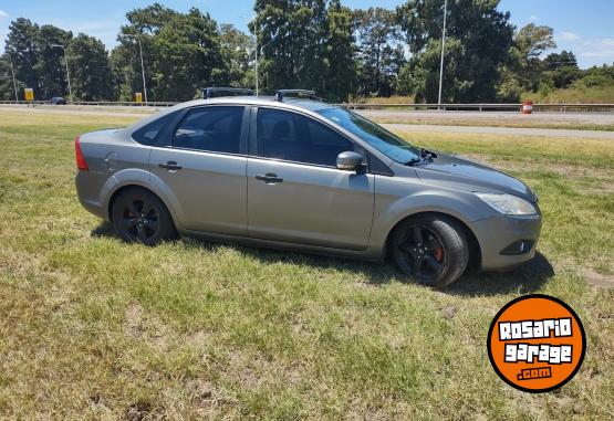 Autos - Ford Focus 2 exe 2010 GNC 175000Km - En Venta