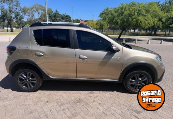 Autos - Renault STEPWAY INTENS 1.6 2023 Nafta 18000Km - En Venta