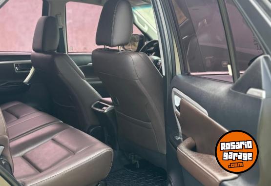 Camionetas - Toyota Sw4 2017 Diesel 110000Km - En Venta