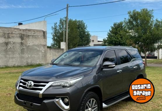 Camionetas - Toyota Sw4 2017 Diesel 110000Km - En Venta