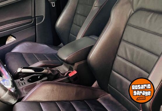 Autos - Volkswagen Golf Gti app conect+cuero 2017 Nafta 120500Km - En Venta