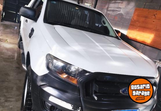 Camionetas - Ford Ranger 2016 GNC 127000Km - En Venta