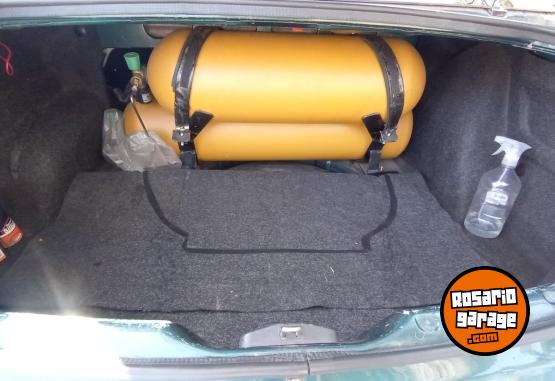 Autos - Renault Megane 1999 GNC 230000Km - En Venta