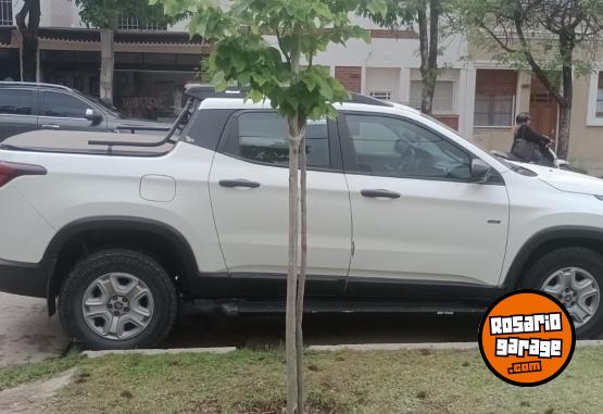 Camionetas - Fiat Toro 2017 Diesel 135000Km - En Venta