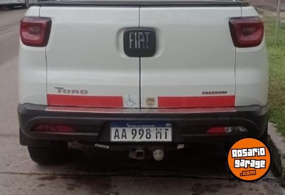 Camionetas - Fiat Toro 2017 Diesel 135000Km - En Venta