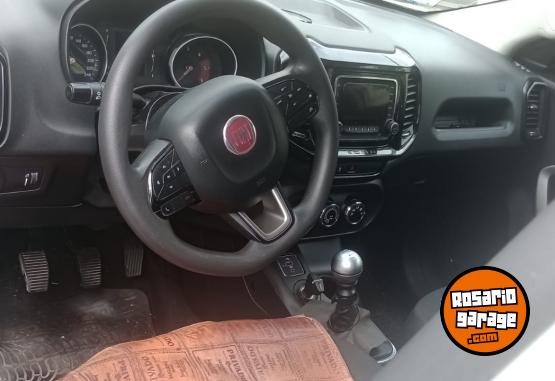 Camionetas - Fiat Toro 2017 Diesel 135000Km - En Venta