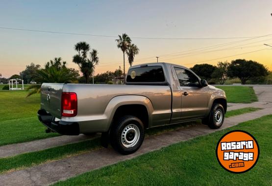 Camionetas - Volkswagen Amarok Trendline 2017 Diesel 140000Km - En Venta