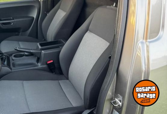 Camionetas - Volkswagen Amarok Trendline 2017 Diesel 140000Km - En Venta