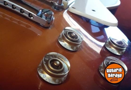 Instrumentos Musicales - Liquido Guitarra tipo Les Paul - En Venta