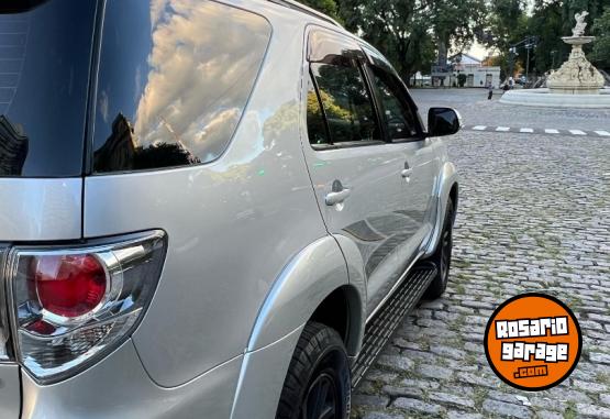 Camionetas - Toyota SW4 SRv 4x4 7 asientos 2014 Diesel  - En Venta